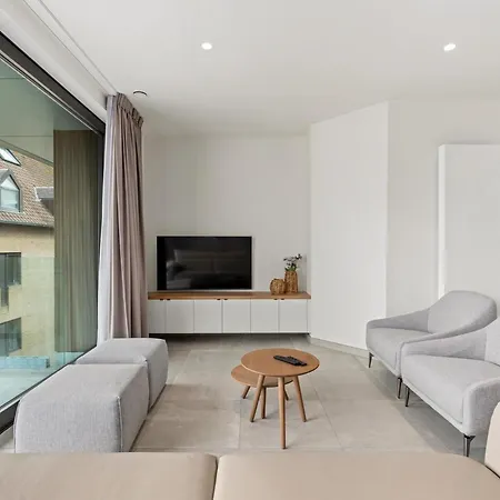 Maple Leaf - 03.02 + Garage Apartment Blankenberge