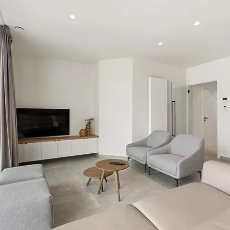 Maple Leaf - 03.02 + Garage Blankenberge