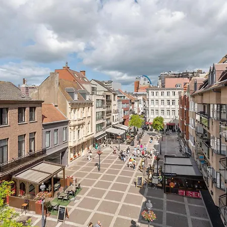 Maple Leaf - 03.02 + Garage Blankenberge