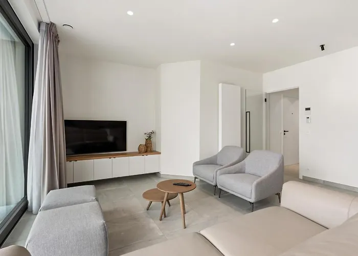 Maple Leaf - 03.02 + Garage Blankenberge