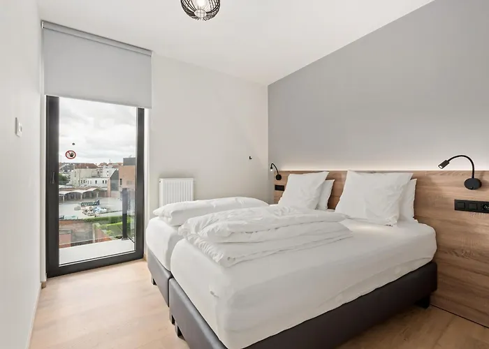 Maple Leaf - 03.02 + Garage Apartment