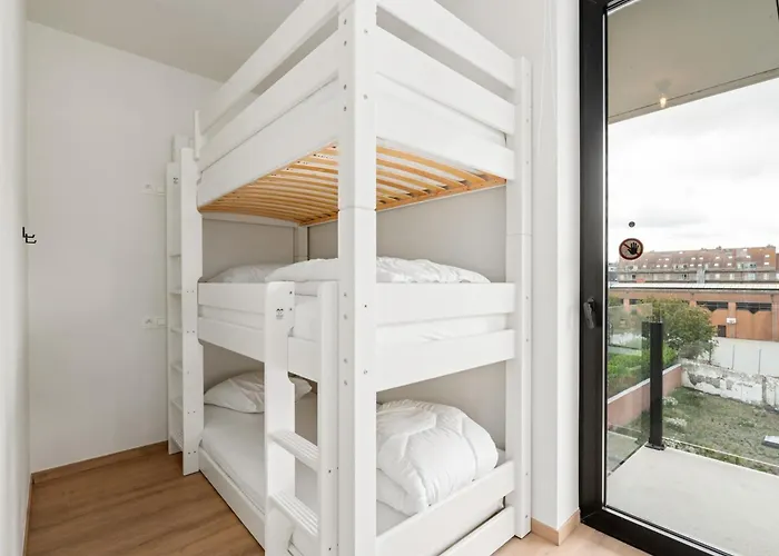 Maple Leaf - 03.02 + Garage Apartment *