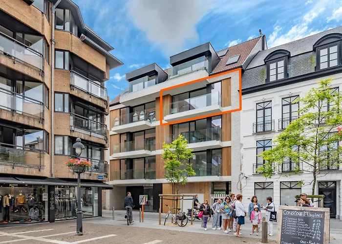 Maple Leaf - 03.02 + Garage Apartment *